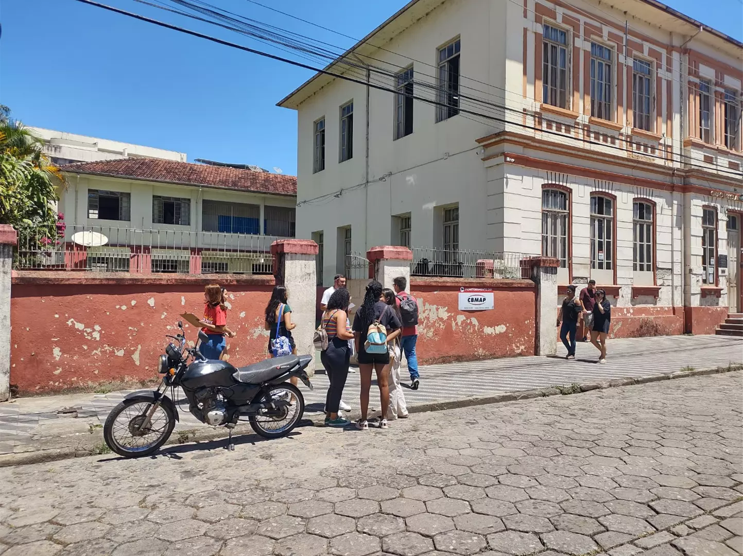 Candidatos movimentam locais de prova no primeiro final de semana do Enem em Santos Dumont